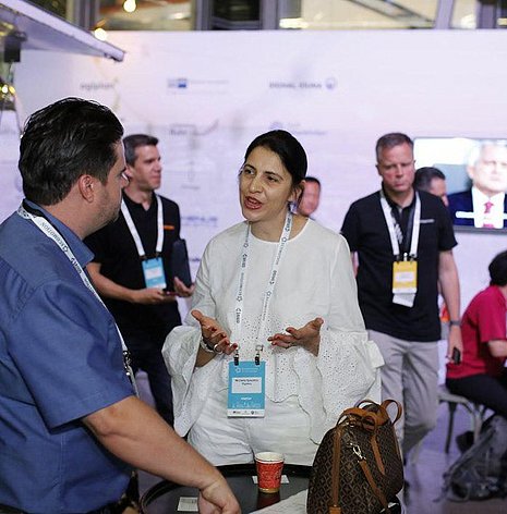 Trade fair appearance in Tel-Aviv and exchange with guests from the start-up scene. 