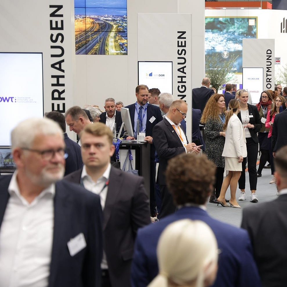 Exchange at the Ruhr stand at Expo Real. The Business Metropole Ruhr brings together a wide variety of players here and regularly provides information about exchange formats